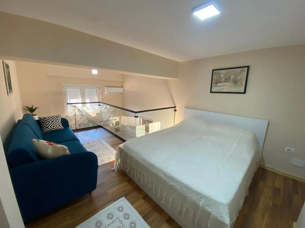 Jon'S Duplex Apartman Tirana